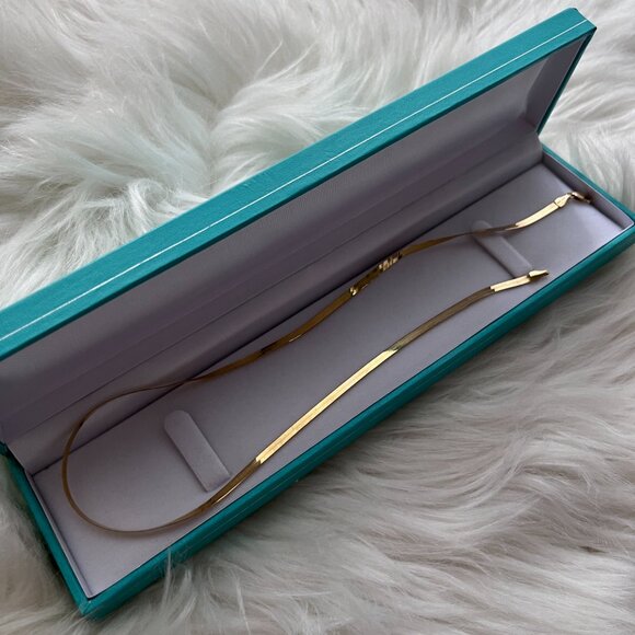 10K Yellow Gold Herringbone Necklace - Picture 2 of 3